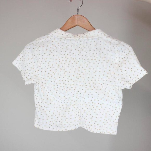 4/$25 Cotton On White & Pink Floral Crop Top - Picture 2 of 3